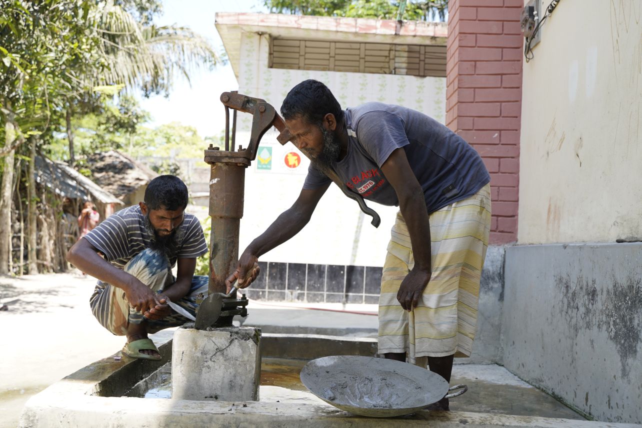 Fixing a school water supply